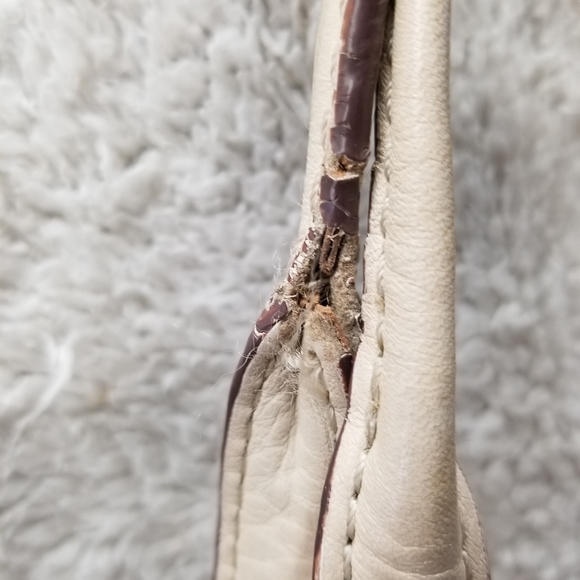 Fossil Cream leather shoulder bag - Picture 11 of 16